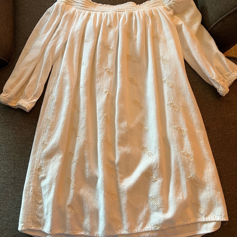 Old Navy White Off-Shoulder Dress